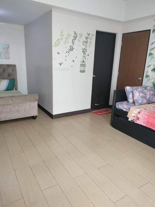 Cubao Manhattan Heights, Unit 8Bc Tower B, 1 Br Manila Exterior foto
